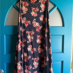 Chic Floral Maxi Skirt in Navy and Pink